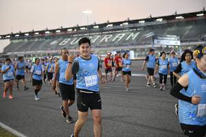 BIB: 3258
                            <button type="button" onclick="openModal(10465115)" class="btn btn-primary btn-sm float-right btn-popup" data-toggle="modal" data-target=".modal-high-quality">
                        <i class="fas fa-shopping-cart"></i> Add to Cart
                    </button>
                                            <button type="button" onclick="isThisMe(10465115, true)" class="btn btn-success btn-sm float-right btn-popup btn-isme hidden" data-toggle="tooltip" data-placement="bottom" title="นี่คือรูปของคุณใช่ไหม คลิกที่นี่เพื่อเอาเข้าอัลบั้ม">
                        <i class="fas fa-plus"></i> Add to album
                    </button>
                    <button type="button" onclick="isThisMe(10465115, false)" class="btn btn-warning btn-sm float-right btn-popup btn-isnotme hidden">
                        <i class="fas fa-ban"></i> Remove from album
                    </button>